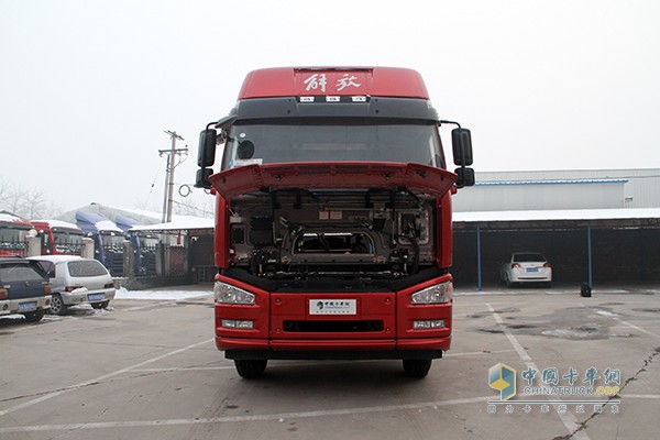一汽解放 J6P 350馬力 8X4載貨車(chē)底盤(pán)