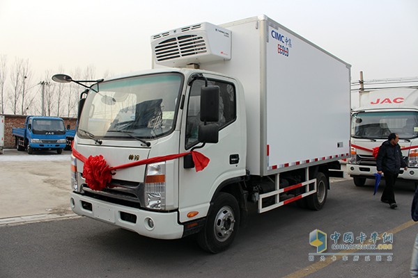 最佳車輛+空前優(yōu)惠！軍瑞通達(dá)江淮帥鈴京五產(chǎn)品團(tuán)購會完滿