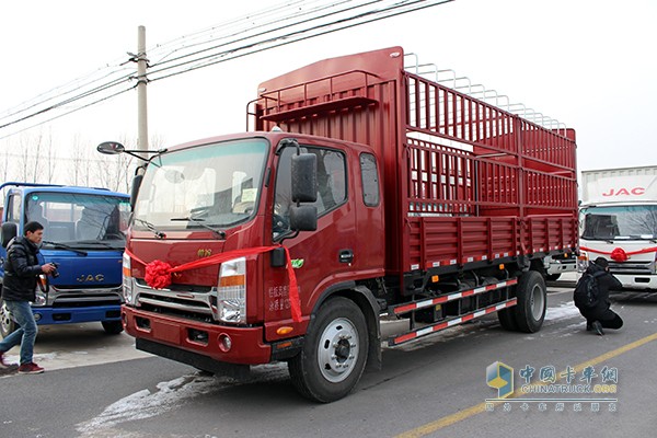 最佳車輛+空前優(yōu)惠！軍瑞通達(dá)江淮帥鈴京五產(chǎn)品團(tuán)購會完滿