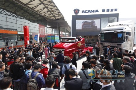 首次參加上海車展（2013年連續(xù)出席），并將西方的卡車文化帶到中國