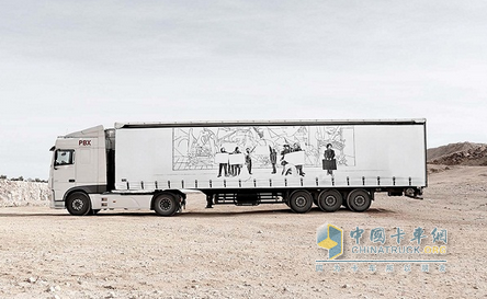 華麗的轉(zhuǎn)身——卡車變?yōu)橐苿?dòng)藝術(shù)畫廊