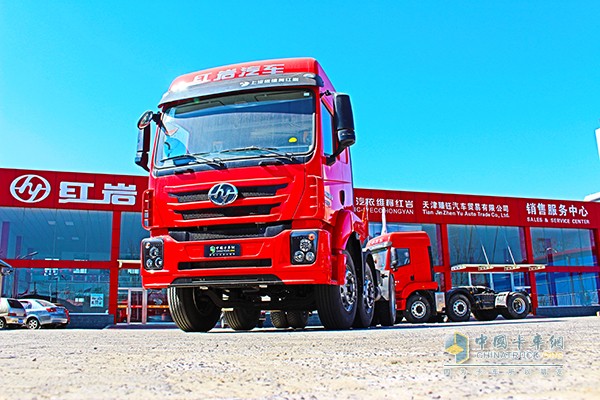 上汽依維柯紅巖杰卡 科索9 390馬力6X2國四牽引車
