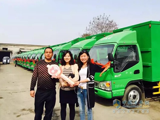 康鈴輕卡交車儀式現(xiàn)場