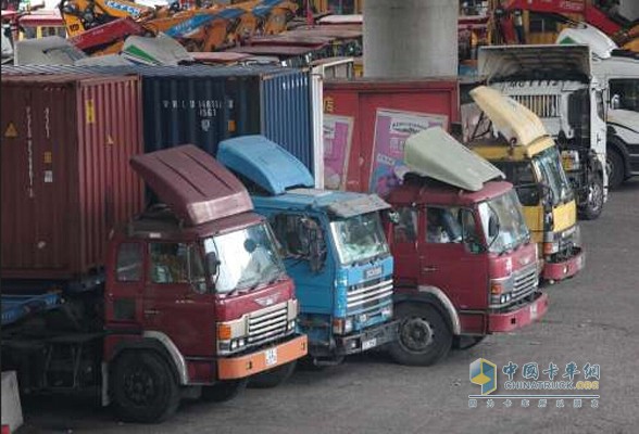 淘汰老舊機(jī)動(dòng)車(chē)