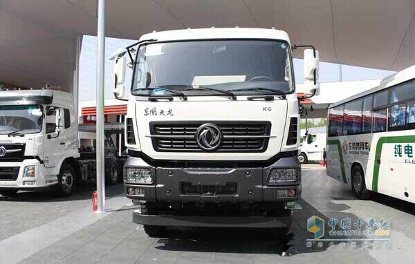 東風天龍6X4自卸車