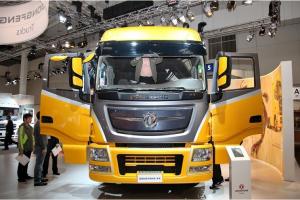 東風商用車 天龍旗艦重卡 480馬力 6X4牽引車(DFH4250C)