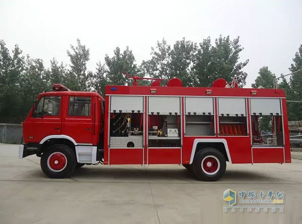 泡沫消防車(chē)
