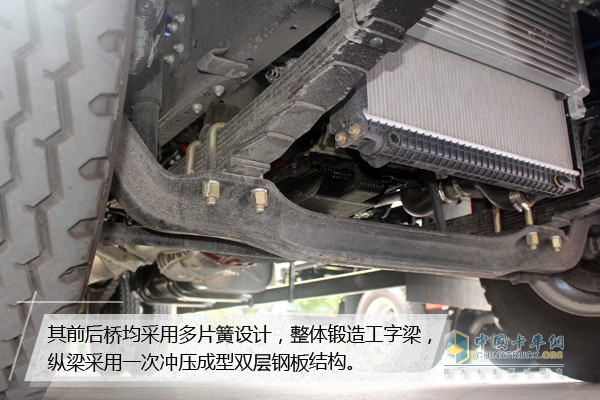 對(duì)于V7這樣的大個(gè)子，車輛的承載能力必不能少。