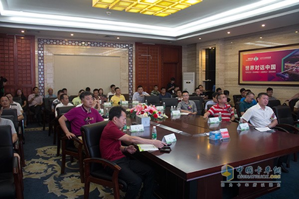 在物流運輸業(yè)迅猛發(fā)展的今天，綠色物流已成為中國物流行業(yè)發(fā)展的主導(dǎo)方向。綠色物流所代表的“高效、低耗、環(huán)保、和諧”是產(chǎn)業(yè)和社會可持續(xù)發(fā)展之根本，更是中國物流產(chǎn)業(yè)實現(xiàn)從“大”到“強”的必經(jīng)之路。