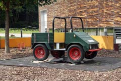 奔馳卡車德國(guó)行：探訪時(shí)光寶盒奔馳烏尼莫克博物館