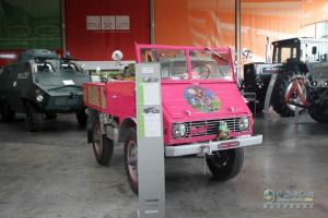 奔馳卡車德國行：探訪時(shí)光寶盒奔馳烏尼莫克博物館