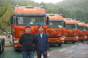 聯(lián)合卡車?；奉I(lǐng)域綻華彩 獲寶華物流批量采購(gòu)40臺(tái)車