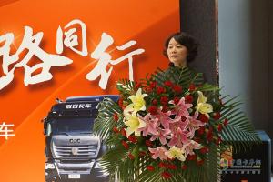 聯(lián)合卡車危化品領(lǐng)域綻華彩 獲寶華物流批量采購(gòu)40臺(tái)車