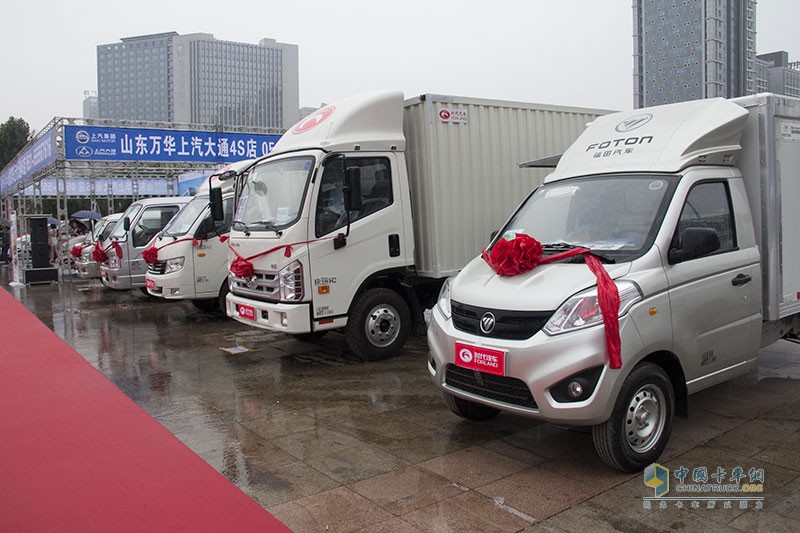 濟南卡車展輕卡秀 奧馳汽車、時代汽車展物流車型