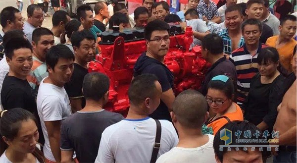卡友絡(luò)繹不絕，ISZ13升發(fā)動(dòng)機(jī)再次被圍觀