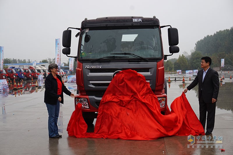 卡車界的華爾茲 時代、瑞沃挑戰(zhàn)賽酣戰(zhàn)鄭州