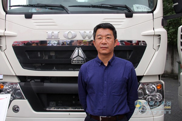 節(jié)油賽不光要證明我們的6×2牽引車優(yōu)秀，我們的4×2快遞運輸車同樣出色”中國重汽銷售部黨委副書記高增東告訴卡車網(wǎng)記者。