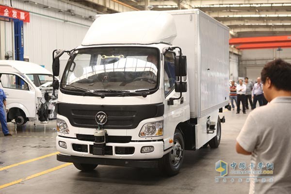 福田汽車無人駕駛輕卡進(jìn)行工程測試