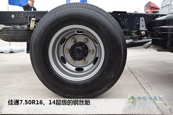 超級(jí)卡車歐馬可S3