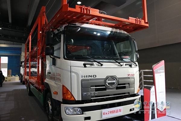 6×2R的轎運車