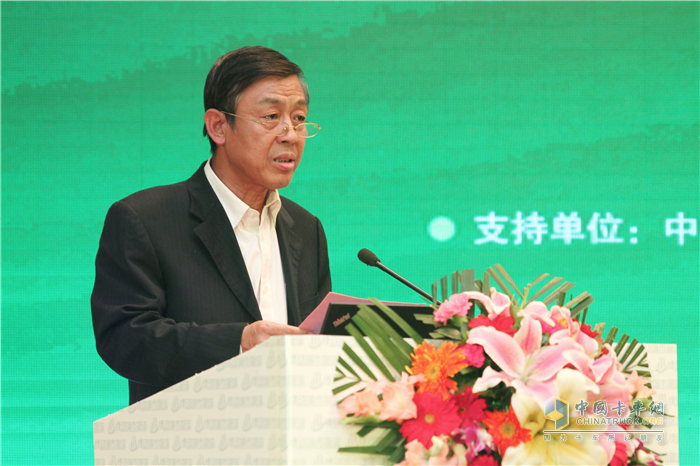 中國能源汽車傳播集團(tuán)董事長、中國汽車報(bào)社社長李春雷