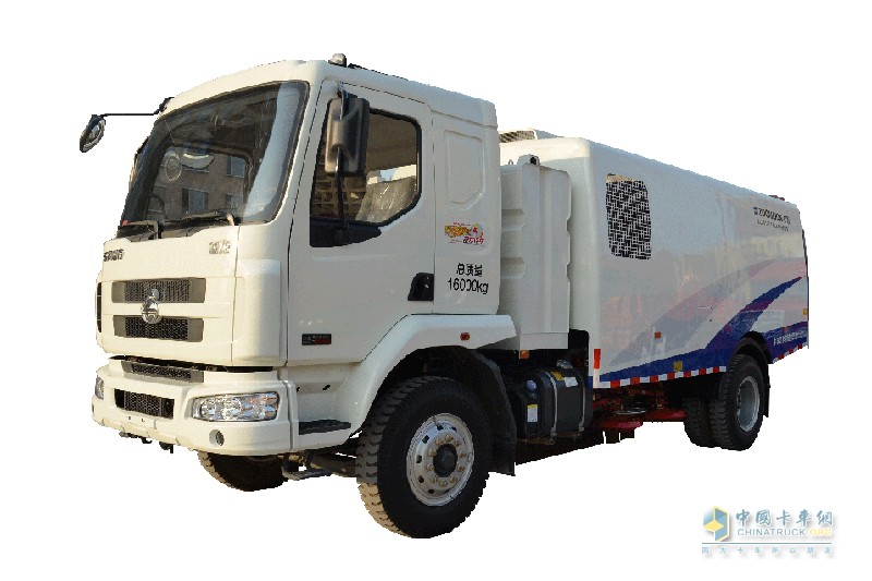 乘龍掃路車
