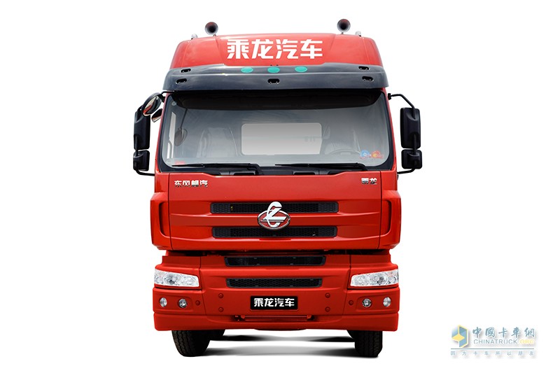乘龍M5 6x2牽引車(chē)