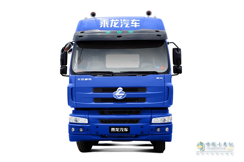 乘龍M5 6x2牽引車(chē)