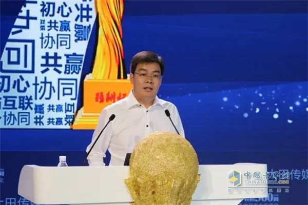 中國(guó)內(nèi)燃機(jī)工業(yè)協(xié)會(huì)副會(huì)長(zhǎng)、中國(guó)汽車工業(yè)協(xié)會(huì)副會(huì)長(zhǎng)、廣西玉柴機(jī)器股份有限公司副總裁王利民