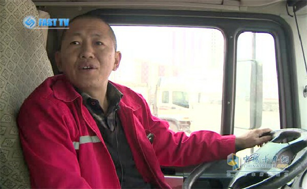 商洛車隊的駕駛員李明