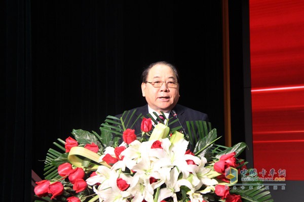 中國重型汽車集團有限公司董事長、黨委書記馬純濟