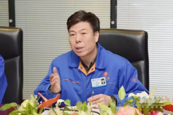 法士特集團(tuán)董事長嚴(yán)鑒鉑