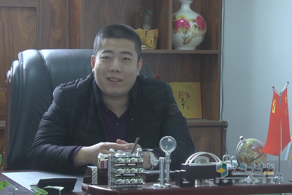 東營(yíng)市明坤物流運(yùn)輸有限公司總經(jīng)理崔海峰