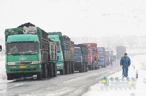冬季卡車保養(yǎng)