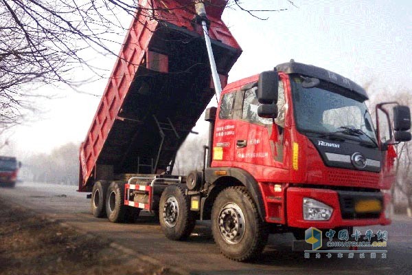 福田瑞沃自卸車(chē)