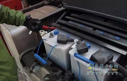 卡車蓄電池養(yǎng)護(hù)與定期檢測(cè)