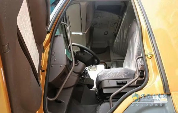 卡車駕駛室內(nèi)通風換氣殺菌