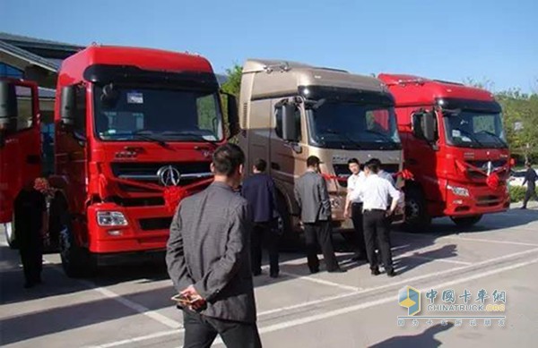 北奔重汽V3ET、V3MT產(chǎn)品推介會在聊城舉行