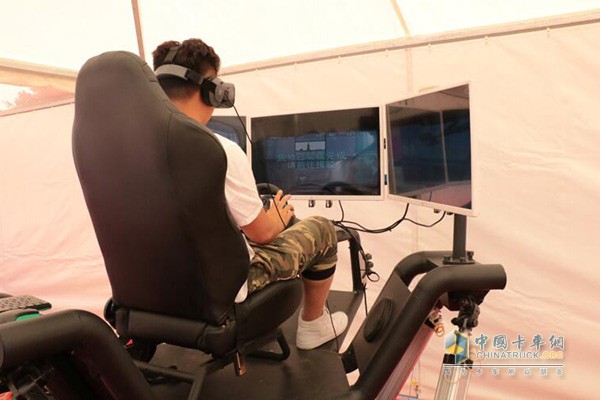 現(xiàn)場用戶體驗(yàn)VR、模擬試駕