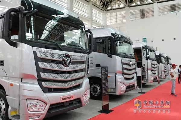 歐曼EST超級(jí)卡車(chē)
