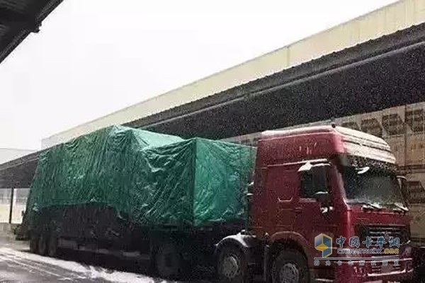 17.5米低平板運輸車