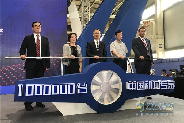 一汽解放錫柴奧威第100萬臺(tái)柴油機(jī)下線