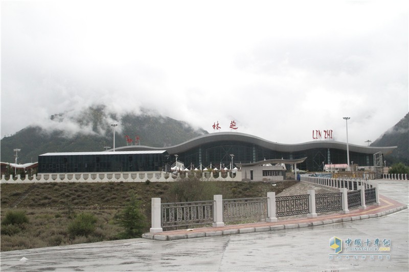 中國(guó)重汽藏地探索世界屋脊：前方目標(biāo)澤當(dāng)