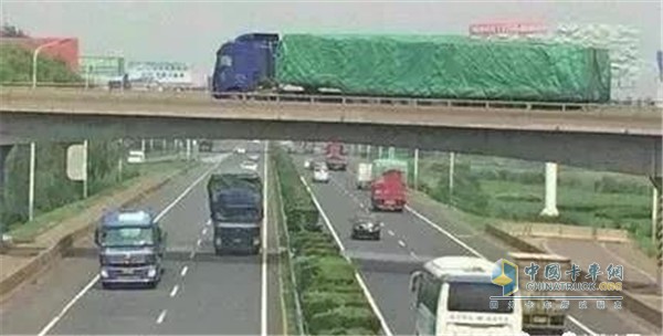 卡車