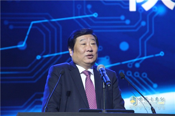 濰柴動(dòng)力股份有限公司董事長(zhǎng)、CEO，陜西重型汽車(chē)有限公司董事長(zhǎng)譚旭光