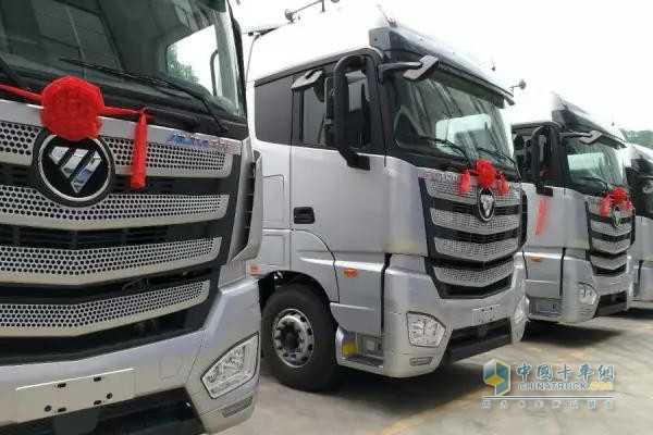 歐曼EST超級(jí)卡車(chē)