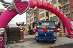 亮眼婚車！飛碟奧馳霸氣側漏見證幸福