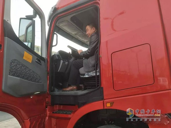 北奔2018款V3ET、V3MT牽引車(chē)推介會(huì)