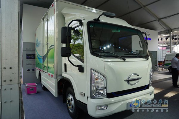 長江汽車純電動(dòng)物流車