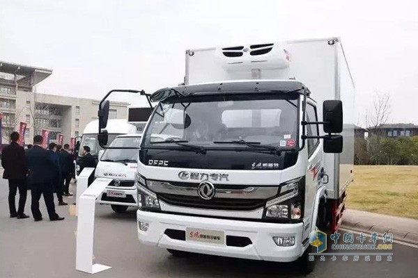 東風(fēng)開(kāi)普特冷藏車